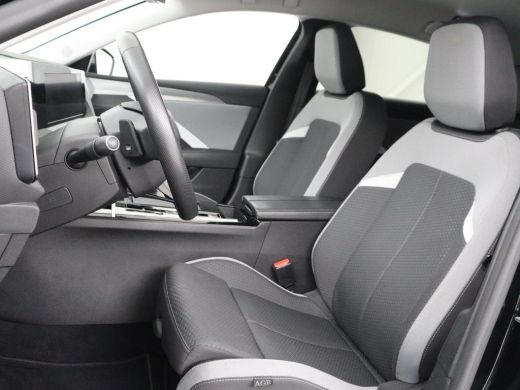 Opel Astra 1.6 Hybrid Business Edition | Stoelverwarming | Adaptive cruise | Navigatie | Camera | Full LED |... ActivLease financial lease