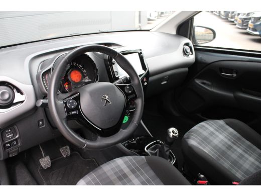 Peugeot 108 1.0 e-VTi Allure | Navi by app | Camera | Climate control | Apple carplay | Lichtmetaal | LED | M... ActivLease financial lease