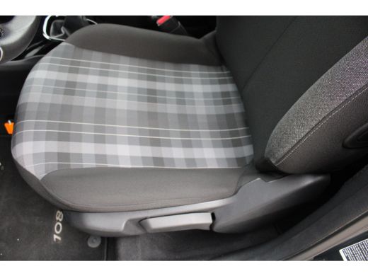 Peugeot 108 1.0 e-VTi Allure | Navi by app | Camera | Climate control | Apple carplay | Lichtmetaal | LED | M... ActivLease financial lease