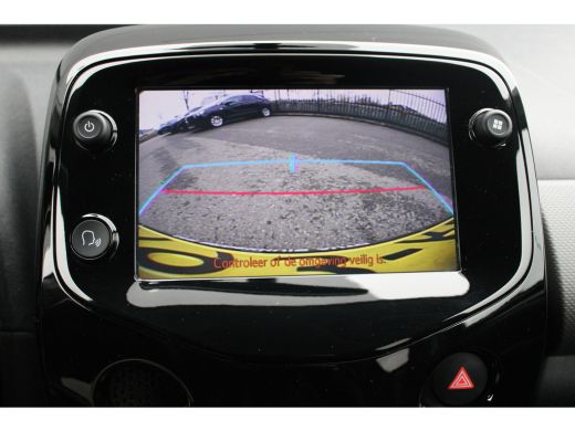 Peugeot 108 1.0 e-VTi Allure | Navi by app | Camera | Climate control | Apple carplay | Lichtmetaal | LED | M... ActivLease financial lease