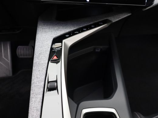 Peugeot 3008 1.2 Hybrid 136 Allure | Achteruitrijcamera | Apple Carplay/Android Auto|telefoonintegratie premiu... ActivLease financial lease