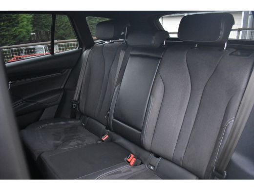 Skoda Enyaq iV 80 Sportline | WEGKLAPBARE TREKHAAK | ACC | FABRIEKSNAVIGATIE | ACHTERUITRIJCAMERA ActivLease financial lease