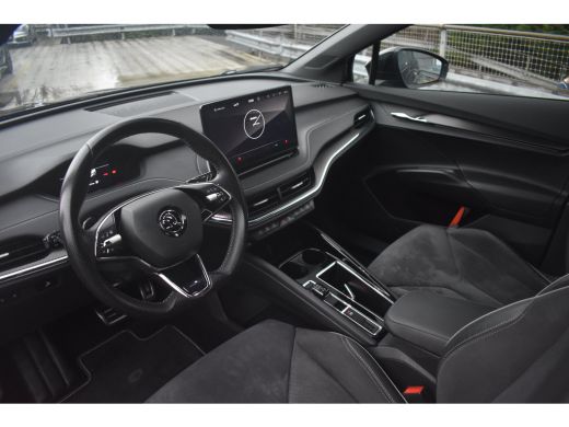 Skoda Enyaq iV 80 Sportline | WEGKLAPBARE TREKHAAK | ACC | FABRIEKSNAVIGATIE | ACHTERUITRIJCAMERA ActivLease financial lease