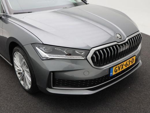 Skoda Superb Combi 1.5 TSi 204 Pk PHEV Automaat Edition | Trekhaak | Stoel Verwarming | Full LED | Panorama Da... ActivLease financial lease