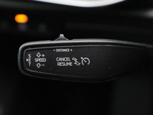 Skoda Superb Combi 1.5 TSi 204 Pk PHEV Automaat Edition | Trekhaak | Stoel Verwarming | Full LED | Panorama Da... ActivLease financial lease