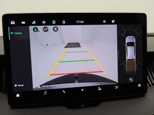 Skoda Superb Combi 1.5 TSi 204 Pk PHEV Automaat Edition | Trekhaak | Stoel Verwarming | Full LED | Panorama Da... ActivLease financial lease