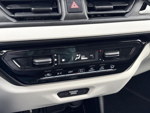 Suzuki Swift 1.2 Comfort Smart Hybrid **DODEHOEK DETECTIE/ ADAPTIEF CRUISE CONTROL/ AIRCO** ActivLease financial lease