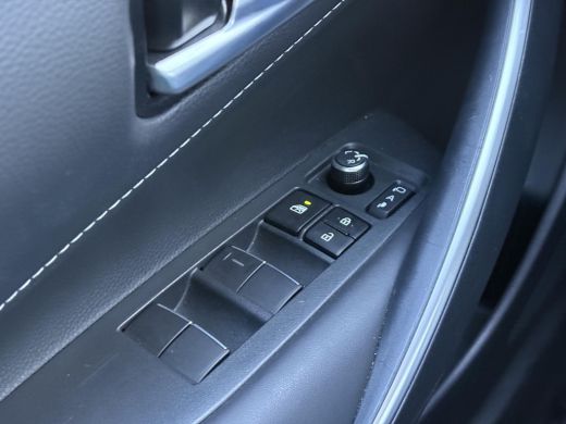 Toyota Corolla Touring Sports Hybrid 140 Dynamic **STOELVERWARMING/ KEYLESS/ PARKEERSENSOREN** ActivLease financial lease