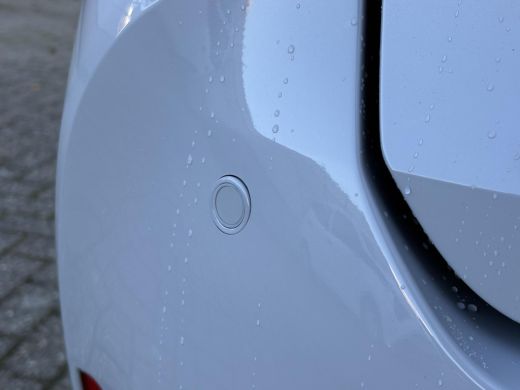 Toyota Corolla Touring Sports Hybrid 140 Dynamic **STOELVERWARMING/ KEYLESS/ PARKEERSENSOREN** ActivLease financial lease