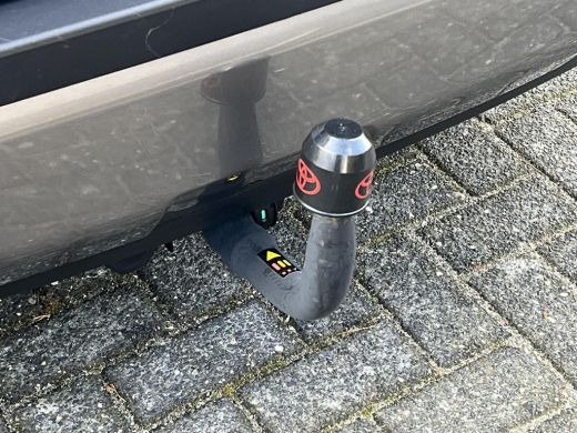 Toyota RAV4 2.5 Hybrid AWD Active | Trekhaak | Carplay | Parkeercamera | Adaptive cruise control | ActivLease financial lease