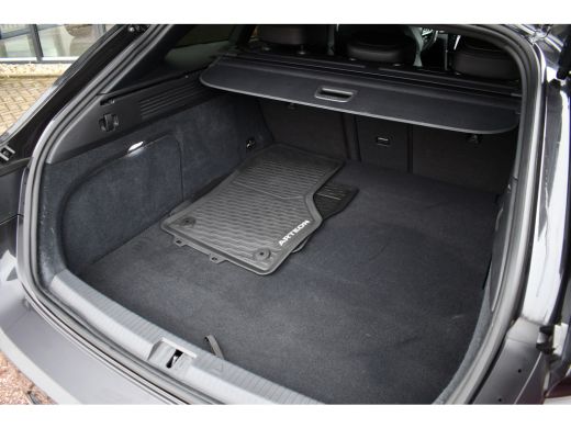 Volkswagen Arteon 1.4 TSI eHybrid R-Line Pano R-zetels Trekh DCC ACC ActivLease financial lease