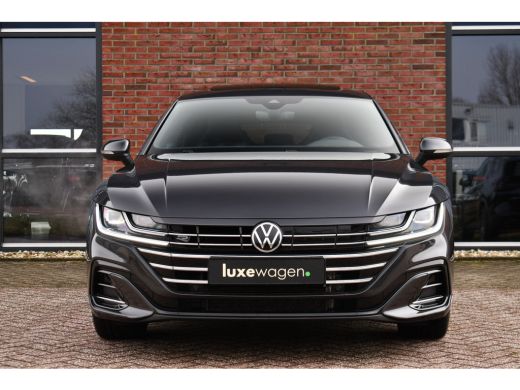 Volkswagen Arteon 1.4 TSI eHybrid R-Line Pano R-zetels Trekh DCC ACC ActivLease financial lease