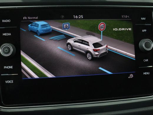 Volkswagen T-Roc 1.5 TSI Sport | Panoramadak | Adaptive cruise | Keyless | Carplay | Navigatie | Full LED | Virtua... ActivLease financial lease