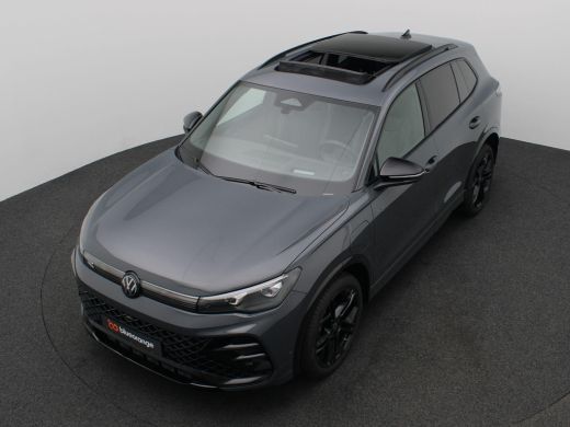 Volkswagen Tiguan 1.5 eHybrid R-Line Edition 272PK Pano-Schuifdak, Black Style, Trekhaak, 20" LM Velgen, Leder, Key... ActivLease financial lease