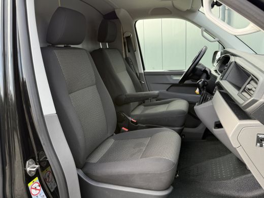 Volkswagen Transporter 2.0 TDI 150 PK DSG AUTOMAAT HIGHLINE / L1H1 / ALUCA INRICHTING / AIRCO / CRUISE / ACHTERKLEP / NA... ActivLease financial lease
