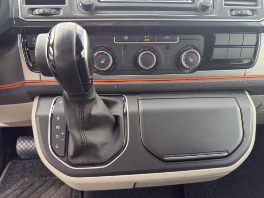 Volkswagen Transporter 2.0 TDI L2H1 Sport Automaat | Elektr. Dak | Camera | Schuifdeur L+R | Led | 18"| Mooie uitvoering | ActivLease financial lease