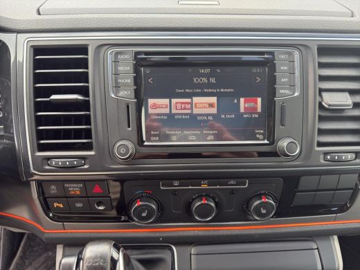 Volkswagen Transporter 2.0 TDI L2H1 Sport Automaat | Elektr. Dak | Camera | Schuifdeur L+R | Led | 18"| Mooie uitvoering | ActivLease financial lease