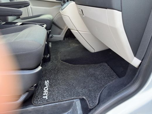 Volkswagen Transporter 2.0 TDI L2H1 Sport Automaat | Elektr. Dak | Camera | Schuifdeur L+R | Led | 18"| Mooie uitvoering | ActivLease financial lease