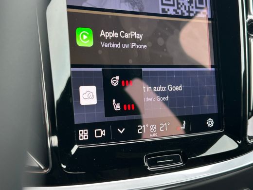 Volvo  V60 2.0 T6 Plug-in hybrid AWD Plus Dark | 360 camera | Trekhaak | All-seasons | Harman/Kardon | Stoel... ActivLease financial lease