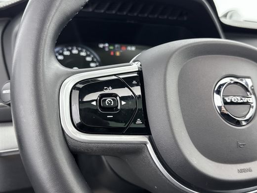 Volvo  XC90 T8 Recharge R-Design | Long Range | 22" | Luchtvering | Bowers & Wilkins | Trekhaak | Head-up | P... ActivLease financial lease