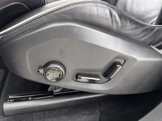 Volvo  XC90 T8 Recharge R-Design | Long Range | 22" | Luchtvering | Bowers & Wilkins | Trekhaak | Head-up | P... ActivLease financial lease