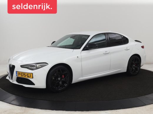 Alfa Romeo Giulia 2.0T Sprint | Leder | Adaptive cruise | Stoel & stuurverwarming | Trekhaak | Camera | Sportstoele...