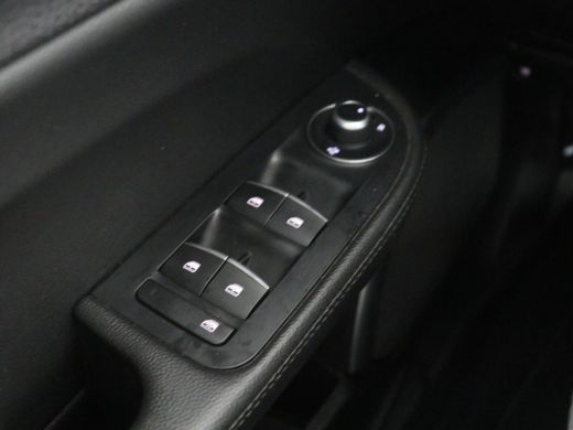 Alfa Romeo Giulia 2.0T Sprint | Leder | Adaptive cruise | Stoel & stuurverwarming | Trekhaak | Camera | Sportstoele... ActivLease financial lease