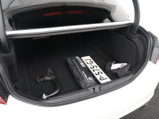 Alfa Romeo Giulia 2.0T Sprint | Leder | Adaptive cruise | Stoel & stuurverwarming | Trekhaak | Camera | Sportstoele... ActivLease financial lease