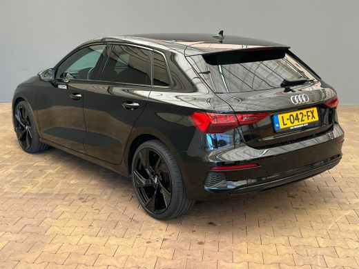 Audi A3 Sportback 35 TFSI Business edition RS Look Velgen | Full LED | Carplay | Cruise | Getinte Ruiten ... ActivLease financial lease