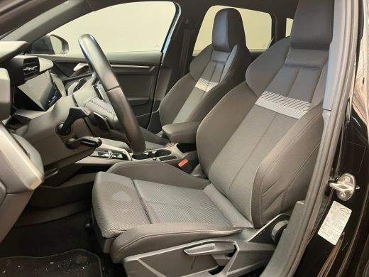 Audi A3 Sportback 35 TFSI Business edition RS Look Velgen | Full LED | Carplay | Cruise | Getinte Ruiten ... ActivLease financial lease