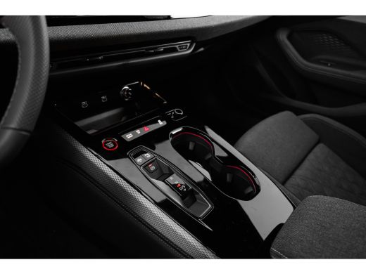 Audi A5 Avant S edition | Adaptive cruise control | Aluminium optiek in het interieur | Audi smartphone i... ActivLease financial lease
