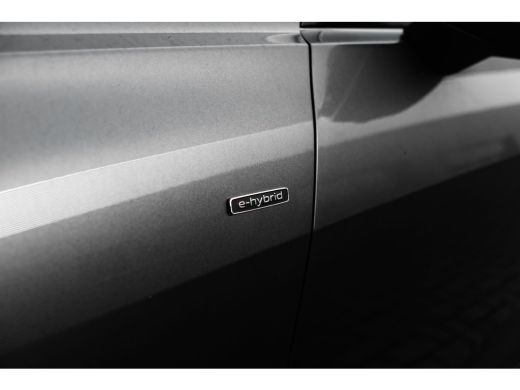 Audi A5 Avant S edition | Adaptive cruise control | Aluminium optiek in het interieur | Audi smartphone i... ActivLease financial lease