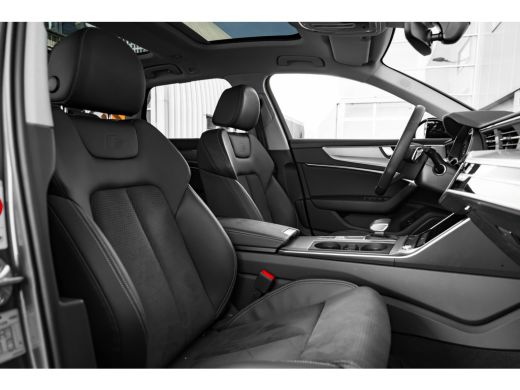 Audi A6 Avant 55 TFSI e quattro S edition Competition 367PK | Trekhaak | Panorama Dak | Head-up display |... ActivLease financial lease