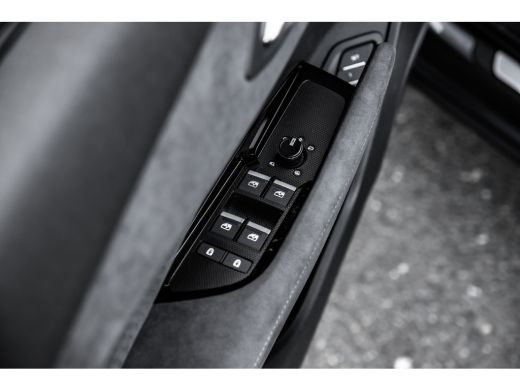 Audi Q3 S edition | Adaptive cruise control | Audi sound system | Cruise control ActivLease financial lease