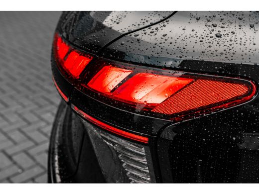 Audi Q3 S edition | Adaptive cruise control | Audi sound system | Cruise control ActivLease financial lease