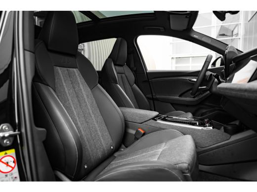 Audi Q6 e-tron S edition performance 100 kWh 306PK | Luchtvering | Panorama dak | B&O Audio | Head-up Display | ... ActivLease financial lease