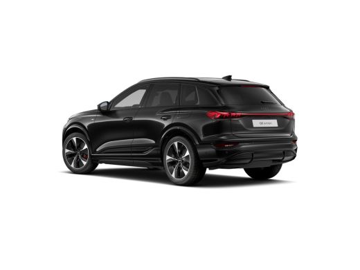Audi Q6 e-tron S edition performance 100 kWh 306PK | Luchtvering | Panorama dak | B&O Audio | Head-up Display | ... ActivLease financial lease