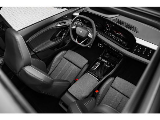 Audi Q6 e-tron S edition performance 100 kWh 306PK | Luchtvering | Panorama dak | B&O Audio | Head-up Display | ... ActivLease financial lease
