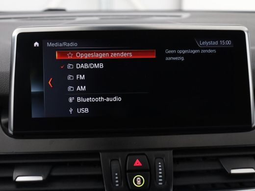 BMW 2 Serie Gran Tourer 220i Business Edition Plus | Luxury Line | Leder | Head-Up | Stoelverwarming | Trekha... ActivLease financial lease