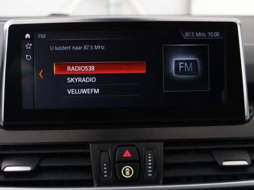 BMW 2 Serie Gran Tourer 220i Business Edition Plus | Luxury Line | Leder | Head-Up | Stoelverwarming | Trekha... ActivLease financial lease