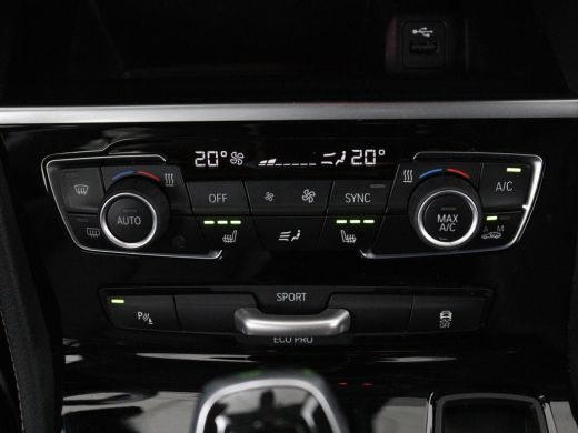 BMW 2 Serie Gran Tourer 220i Business Edition Plus | Luxury Line | Leder | Head-Up | Stoelverwarming | Trekha... ActivLease financial lease