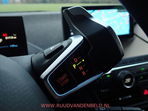 BMW i3 Executive Edition 120Ah 42kWh 93%SOH / CARPLAY / CCS / WARMTEPOMP / NAVI ActivLease financial lease