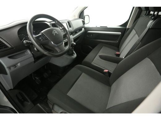 Citroën Jumpy 2.0 BlueHDI 145PK L3H1 | DC | 6 Zits |  Airco | Cruise | Trekhaak | Carplay | Navi ActivLease financial lease