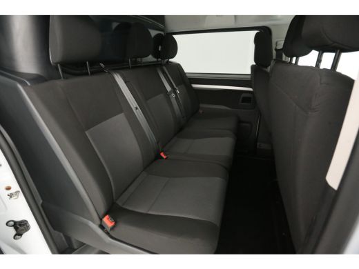 Citroën Jumpy 2.0 BlueHDI 145PK L3H1 | DC | 6 Zits |  Airco | Cruise | Trekhaak | Carplay | Navi ActivLease financial lease