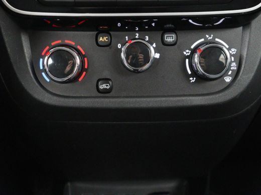 Dacia Spring Expression 27 kWh | Leder | Carplay | Camera | Navigatie | Airco | Bluetooth | Speedlimiter | Par... ActivLease financial lease