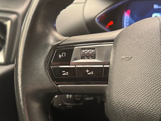 DS DS 3 Crossback 1.2 PureTech Business | Achterbank in delen neerklapbaar | Afwijkende dakkleur | Bestuu... ActivLease financial lease