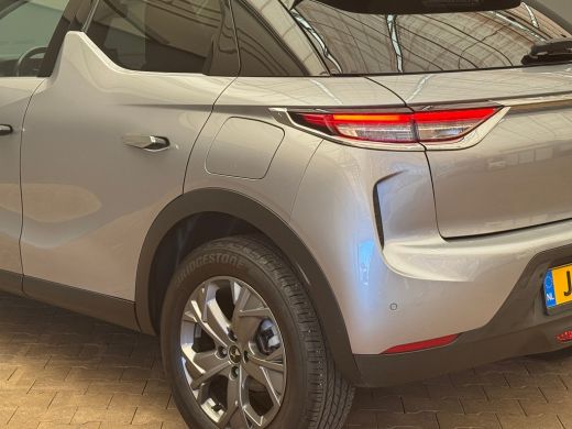 DS DS 3 Crossback 1.2 PureTech Business | Achterbank in delen neerklapbaar | Afwijkende dakkleur | Bestuu... ActivLease financial lease