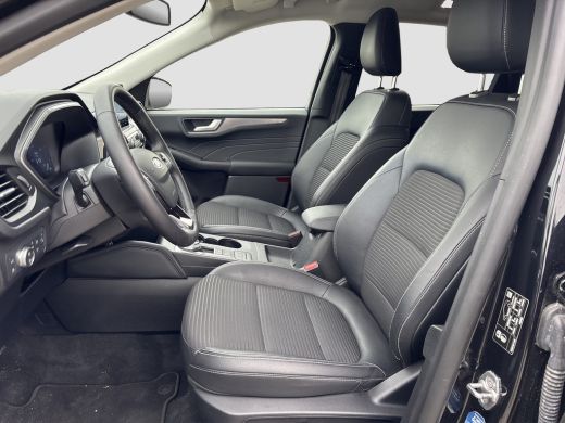 Ford Kuga 2.5 PHEV Titanium X | Trekhaak | Stoelverwarming | Camera | B&O Audio | Apple Carplay | Airco (au... ActivLease financial lease