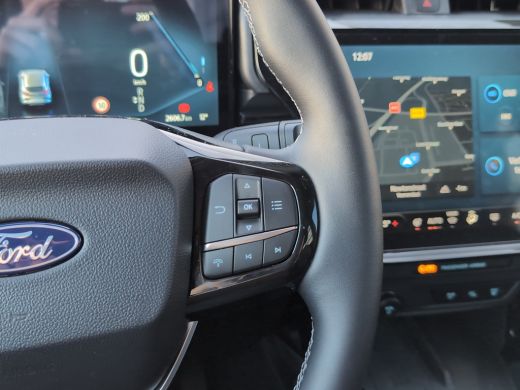 Ford Puma Gen-E 44 kWh 168pk | Adap. Cruise | Carplay | Camera | Winter Pack | BLIS | Airco (automatisch) | Apple... ActivLease financial lease