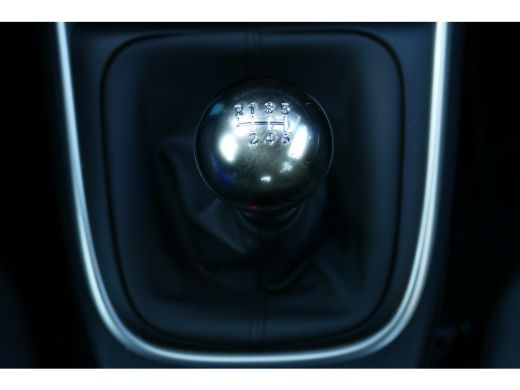 Jeep Avenger 1.2 100PK LONGITUDE / NAVI / LED / CLIMA / PDC / 16"LMV / STOELVERWARMING / BLUETOOTH / ADAPT. CR... ActivLease financial lease